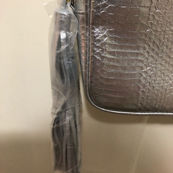 NWT Victoria’s Secret crossbody - Picture 5 of 7